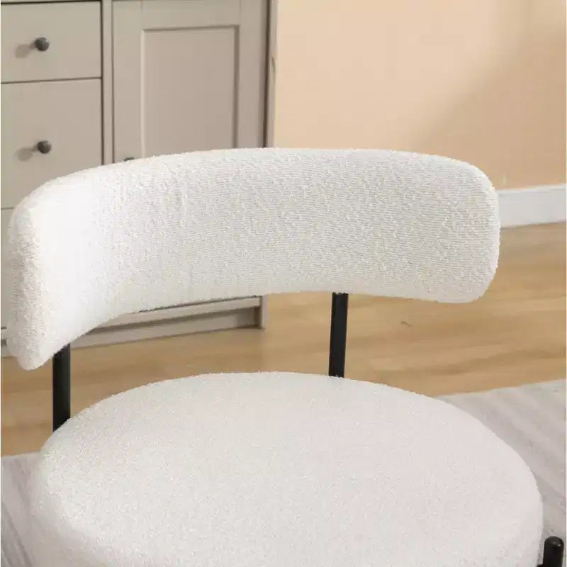 Set da pranzo rotondo da 5 pezzi Roundhill Furniture Durban, tavolo da pranzo in legno con 4 sedie in bouclé