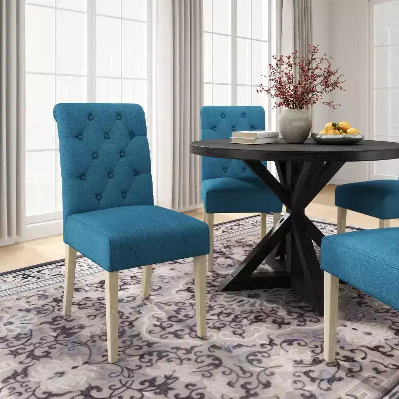 Set da pranzo 5 pezzi Roundhill Furniture Banff, tavolo rotondo con base a crociera e 4 sedie imbottite con bottoni