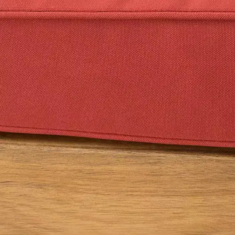 Set divanetto a due posti con bracciolo sinistro e tavolino da caffè in legno di acacia per esterni Christopher Knight Home Oana, con cuscino