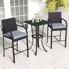 Set bar da patio Costway 3 pezzi in vimini, sedie in rattan e tavolo quadrato con struttura in metallo resistente