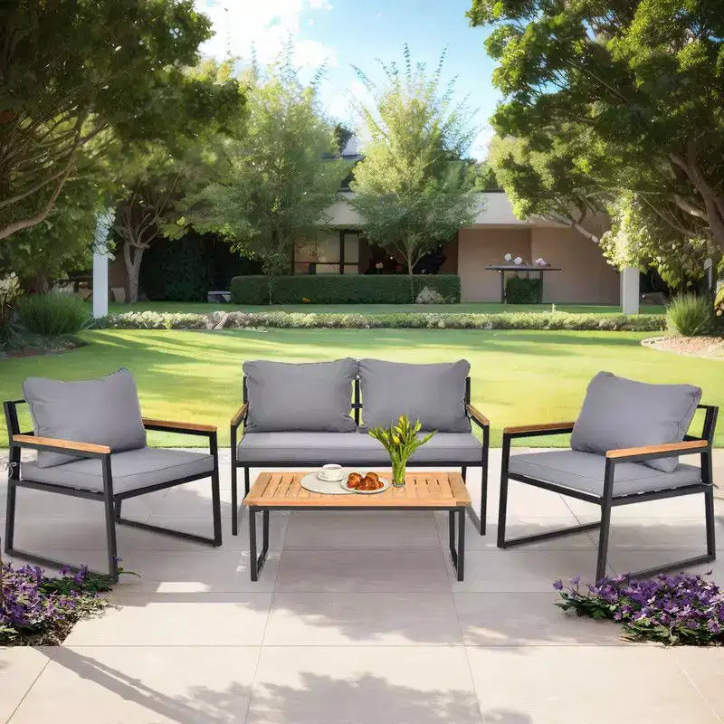 Set da conversazione Karl Home Patio da 4 pezzi in legno di acacia con braccioli e piano del tavolo, completo di cuscini