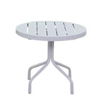 Set 5 pz con sedie reclinabili da esterno Courtyard Casual Santa Fe con poggiapiedi Comprende due sedie reclinabili in tessuto a rete e due poggiapiedi in tessuto a rete e un tavolino