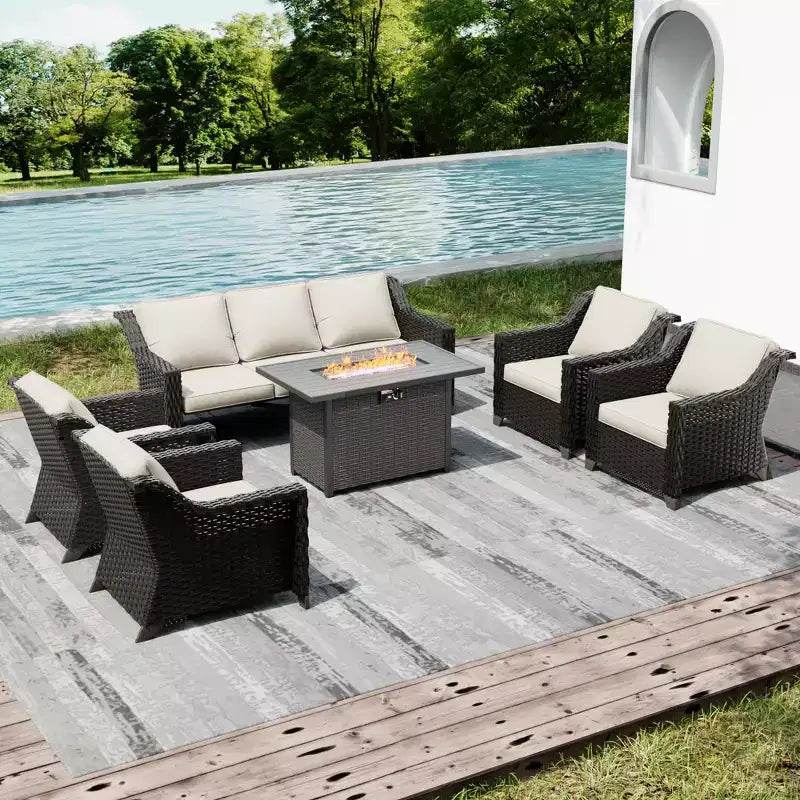 Set da patio per esterni UPTIOT con tavolo braciere, divano e sedie per riunioni in giardino