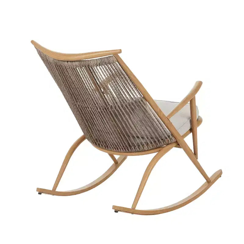 Set 3 pezzi da esterno Christopher Knight Home Graziana con sedie a dondolo in rattan e tavolino con piano in ceramica