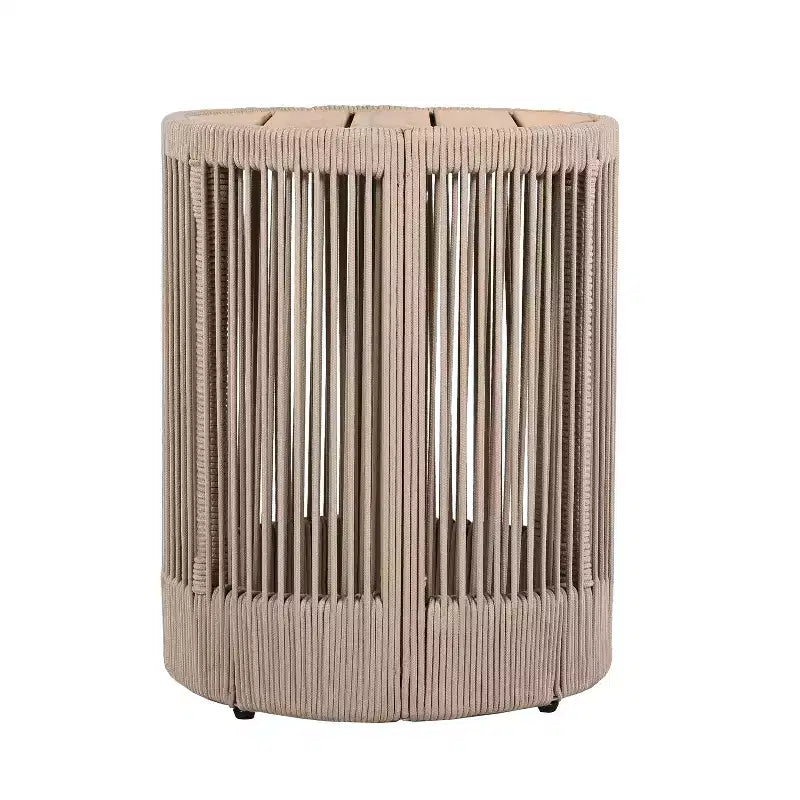 Set da 2 pezzi per esterni Christopher Knight Home Yamina, composto da sedie girevoli in corda moderne e tavolino in legno di acacia