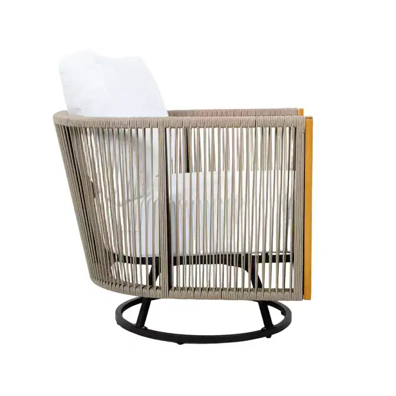 Sedia girevole da patio moderna Christopher Knight Home Stellan in legno di acacia e corda con tavolino a doghe