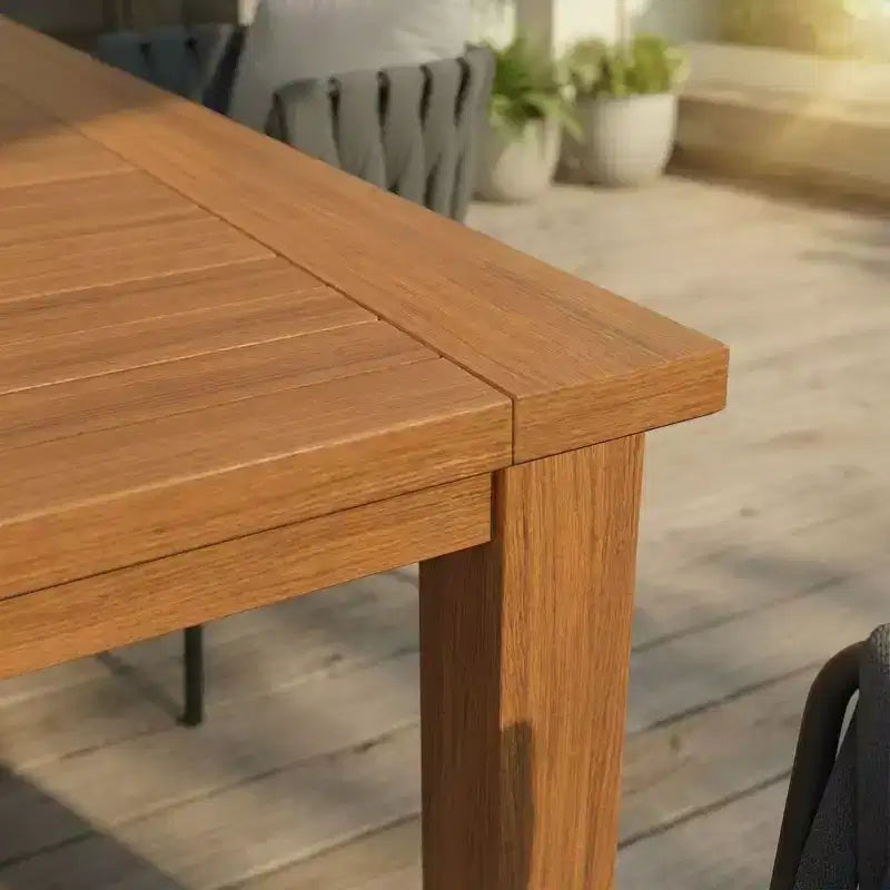 Set da pranzo da esterno Famapy in HDPE effetto legno di teak naturale, tavolo da patio resistente agli agenti atmosferici con foro per ombrellone, set da giardino e patio