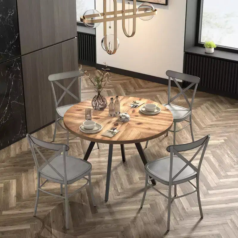 Set tavolo da pranzo rotondo Jolana da 45" con piano in quercia e finitura nera e sedie in metallo con schienale a X - iNSPIRE Q