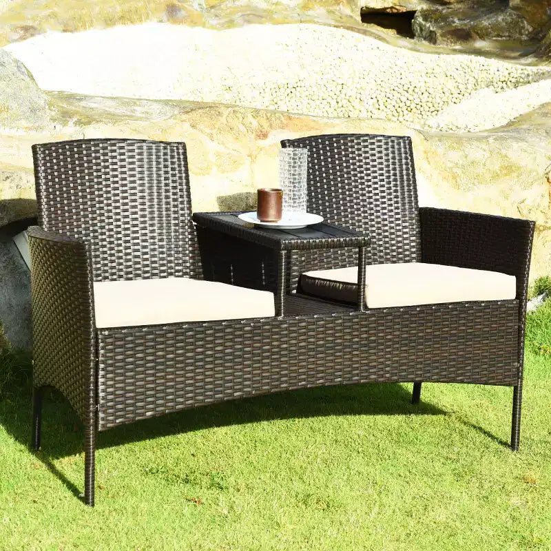 Costway Set da Salotto Patented Patio Rattan Divano a Due Posti Tavolo Sedie Imbottite