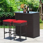 Set da pranzo Costway 3 pezzi con tavolo da bar e sedie in rattan sintetico per patio, giardino, con cuscini, rosso
