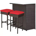 Set da pranzo Costway 3 pezzi con tavolo da bar e sedie in rattan sintetico per patio, giardino, con cuscini, rosso