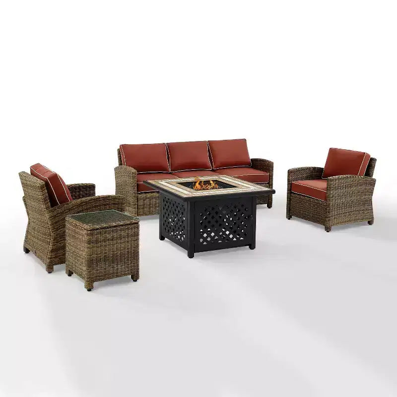 Set Conversazione da Esterno in Vimini Bradenton da 5 pezzi con Tavolo da Fuoco - Crosley