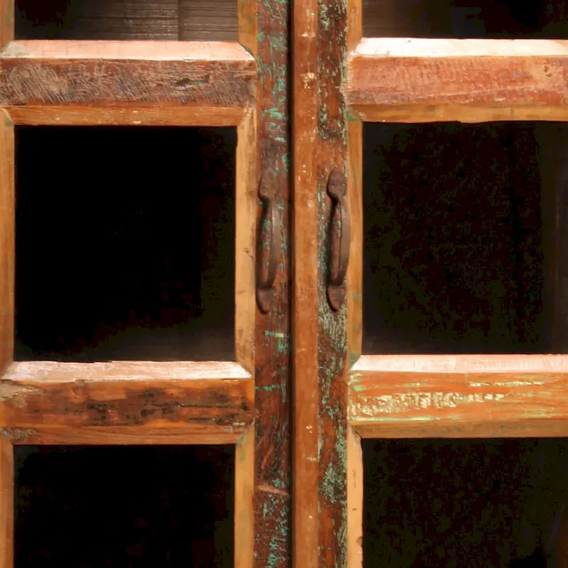 Mobile contenitore in legno di mango rigenerato effetto anticato e vetro, altezza 213 cm